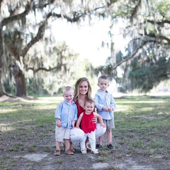 Meet your Posher, Melanie - Picture 2 of 4